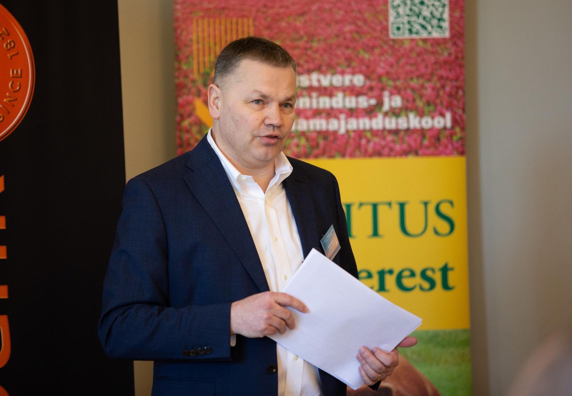 Juhul kui maaeluminister ametisse jääb, ei ole kirjavahetuse lekitanud kantsler Illar Lemettil ministeeriumis ilmselt kohta, nagu viitas juba ka minister ise.