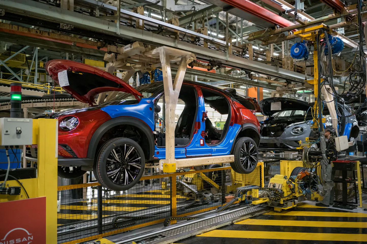 Завод по сборке автомобилей Nissan.