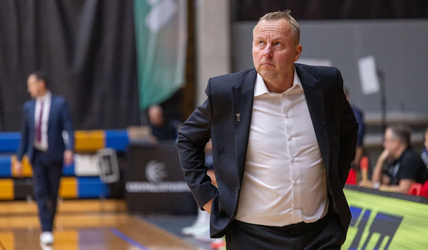 Riia VEFile kaotust tunnistama pidanud Tartu Ülikool Maks & Mooritsa peatreener Aivar Kuusmaa tõdes, et nende mäng lõhuti ära ja nii ei saadudki Riiale vastu.