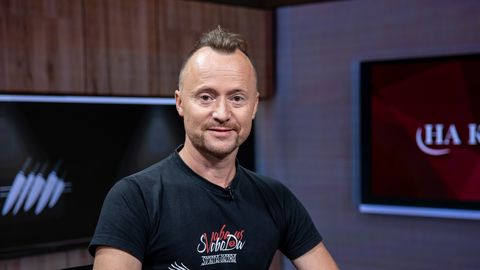 Puugihammustusega intensiivi sattunud muusik Ruslan Trochynskyi: liigesed valutasid, sõnad kadusid ja nägemine läks ära