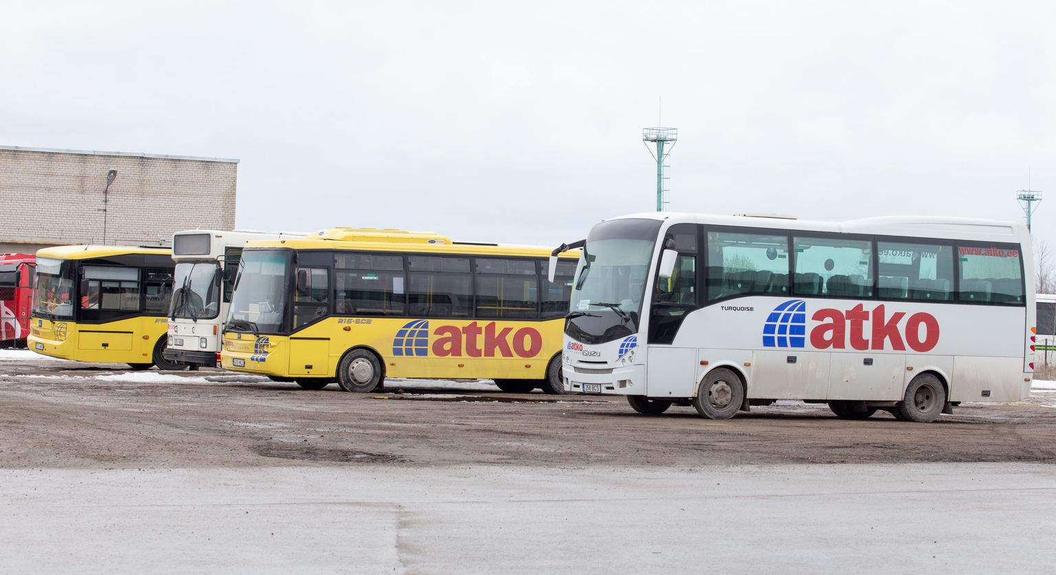 Konkureerivad bussifrimad on aastaid imestanud, miks saadab Atkot liinikonkurssidel edu.