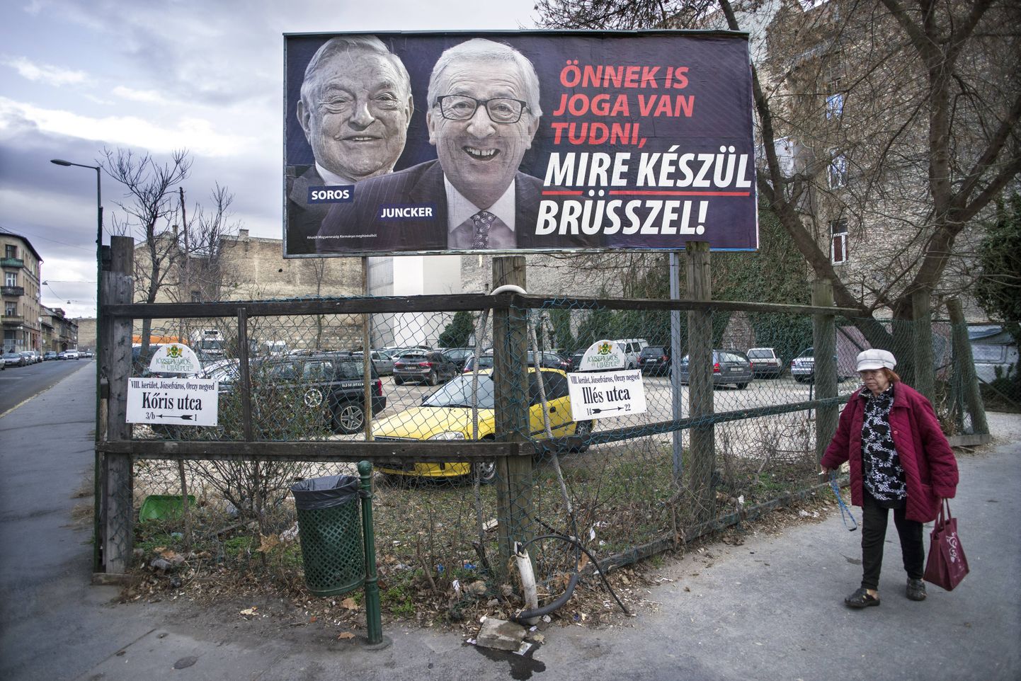 Euroopa Liidu ja George Sorose vastane plakat Budapestis 2019. aasta veebruaris.