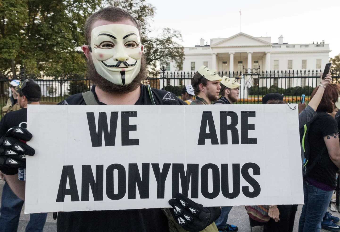 Anonymous häkkeritegrupeeringu liikmed