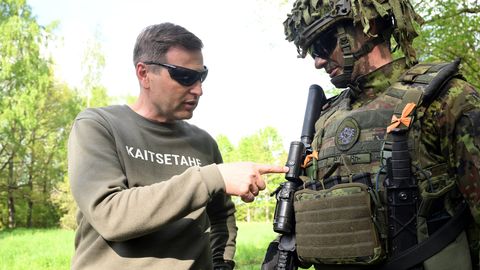 Министры обороны стран Балтии: расходы НАТО на оборону следует увеличить до 2,5 процента ВВП