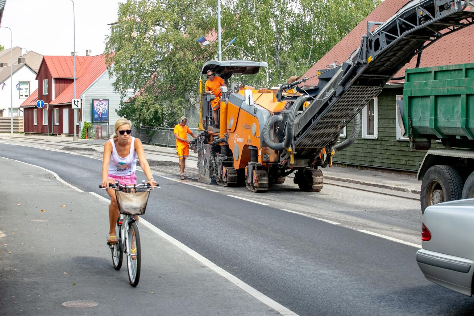Pärnus Ülejõel toimub tänavakatte uuendamine. Foto on illustratiivne.