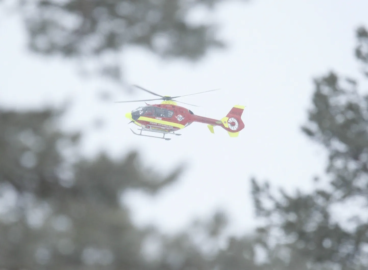 Päästehelikopter.