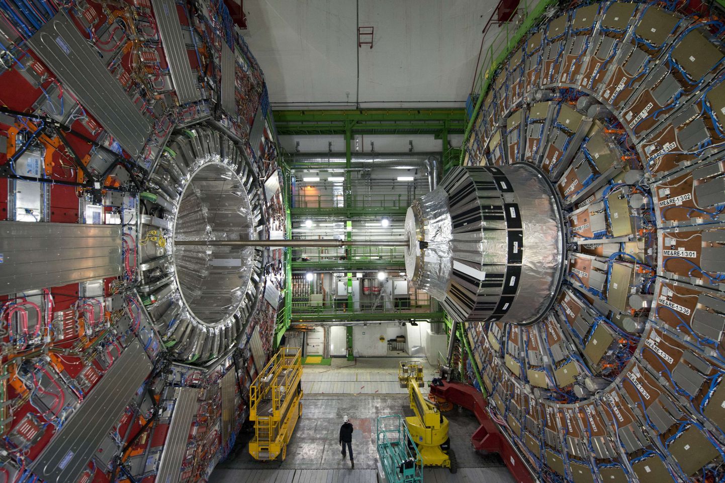 CERNi Suur Osakestepõrguti