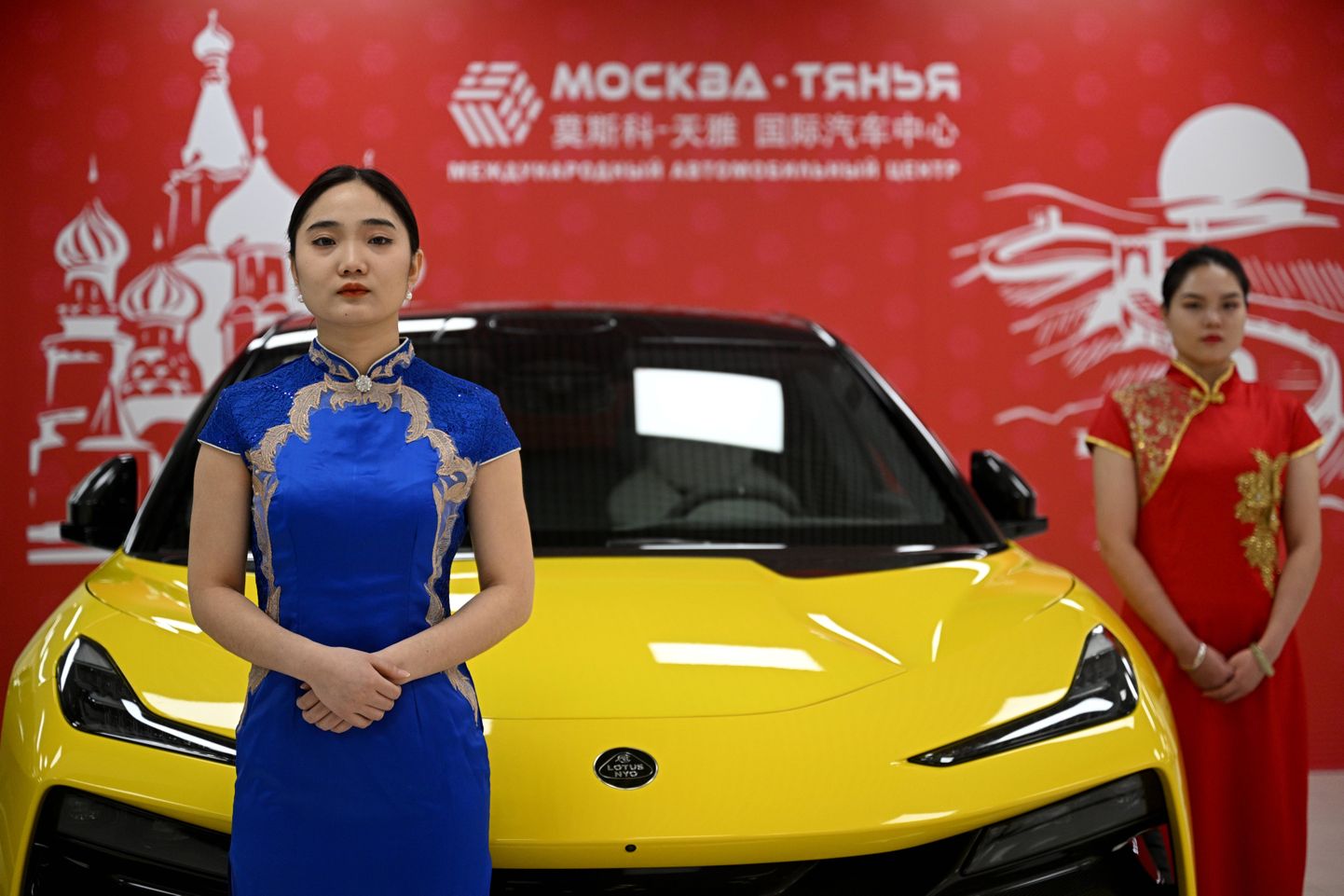 Hiina autod Moskvas automessil.