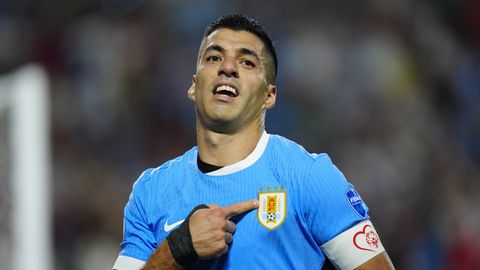 Vanameister Suárez aitas Uruguay Copa Américal kolmandale kohale