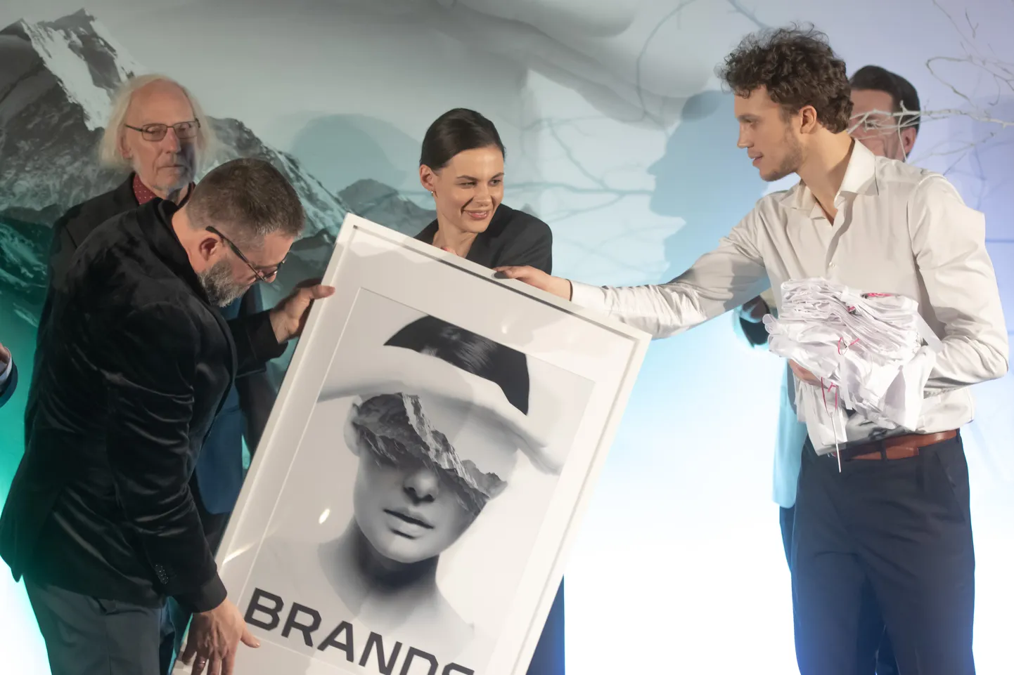 Pieņemšana pēc režisora Viestura Kairiša jauniestudējuma “Brands” pirmizrādes