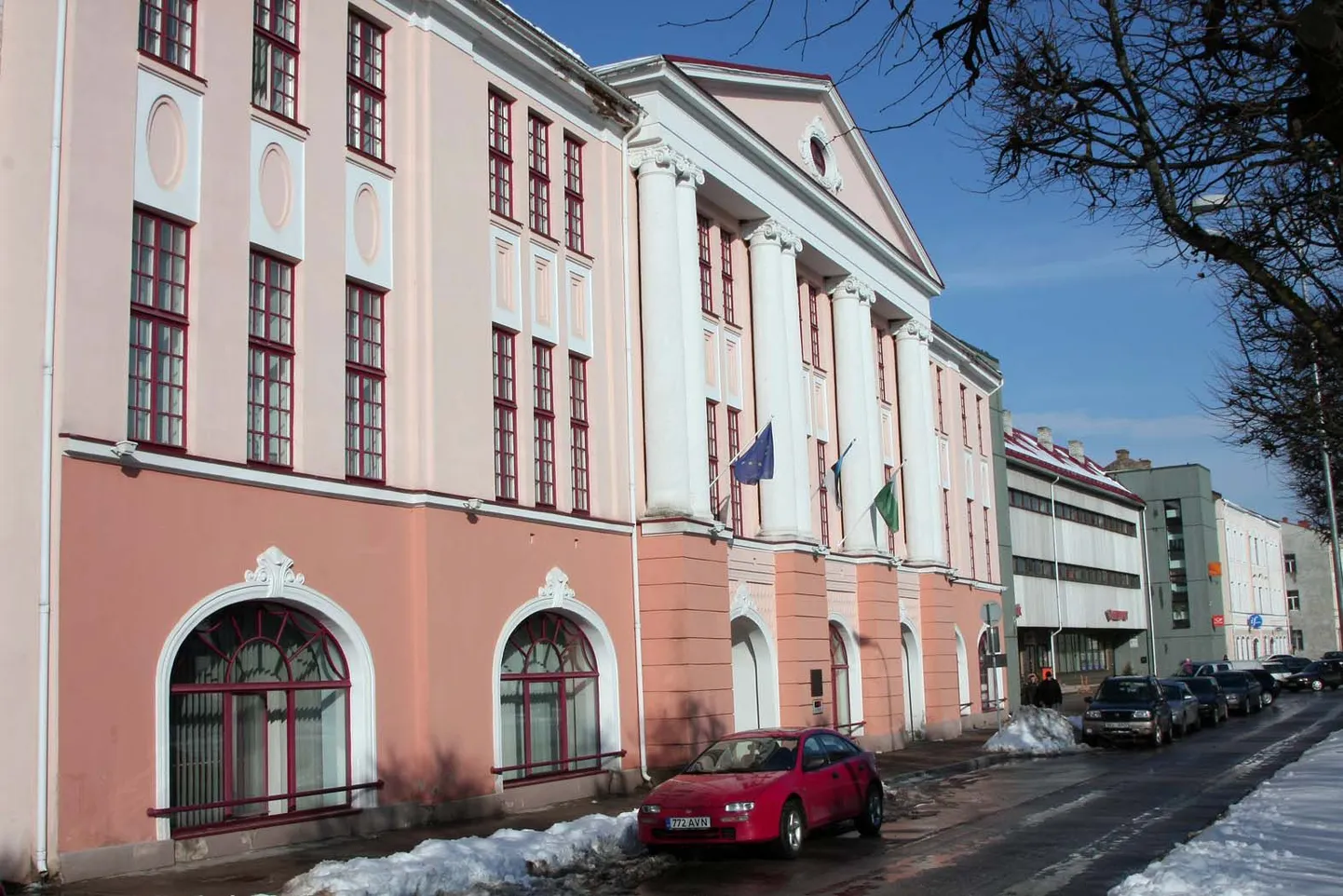 Valga maavalitsuse hoone