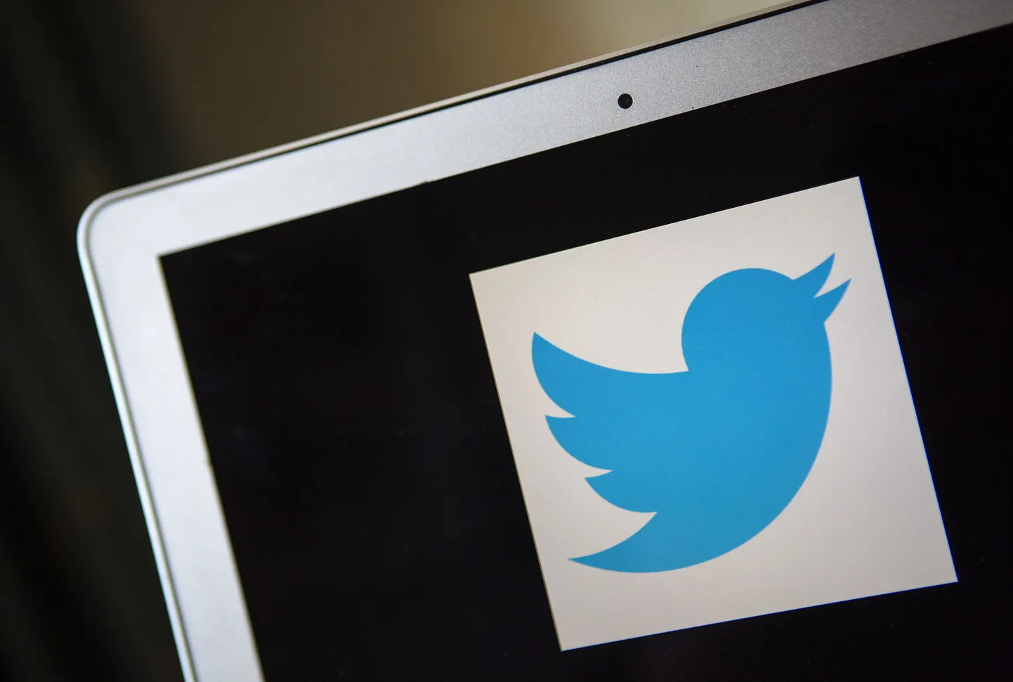 Venemaa kaalub Twitteri kasutamise keelamist