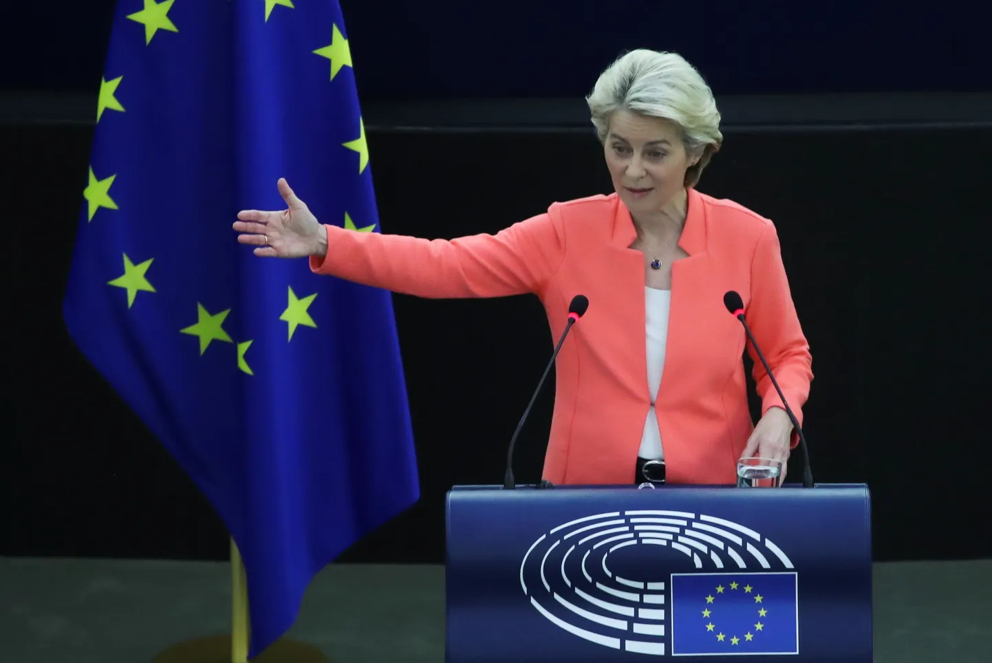 Ursula von der Leyen täna europarlamendis.