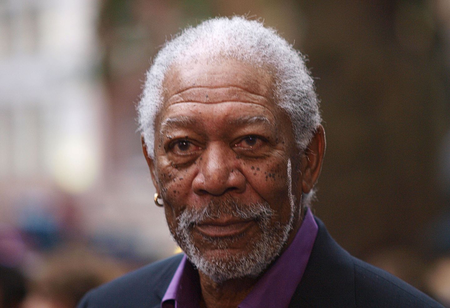 US actor Morgan Freeman arrives for the European premiere of his latest film 'The Dark Knight Rises' in London's Leicester Square on July 18, 2012. AFP PHOTO/Max Nash