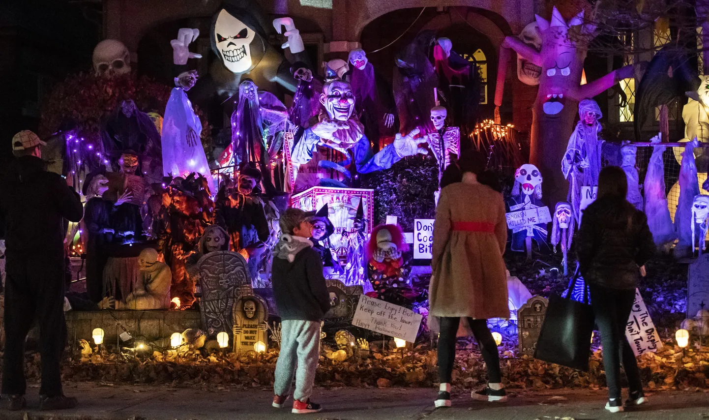 Halloweeni öö Kanadas. Foto on illustratiivne.