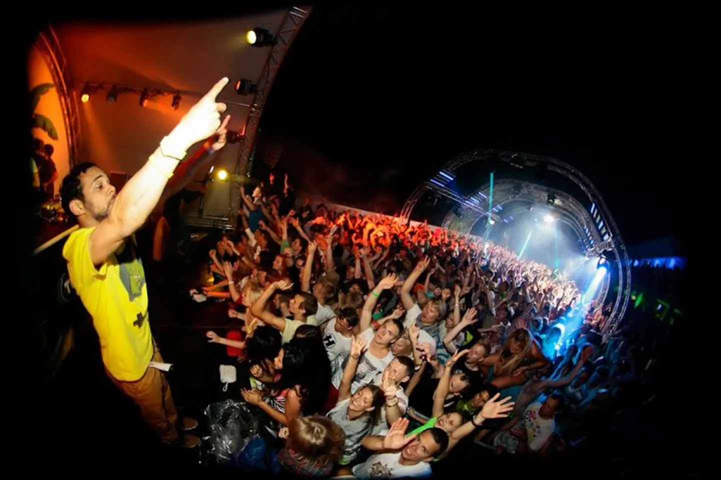 Grind Fest 2012 - Netsky ja MC Darrison