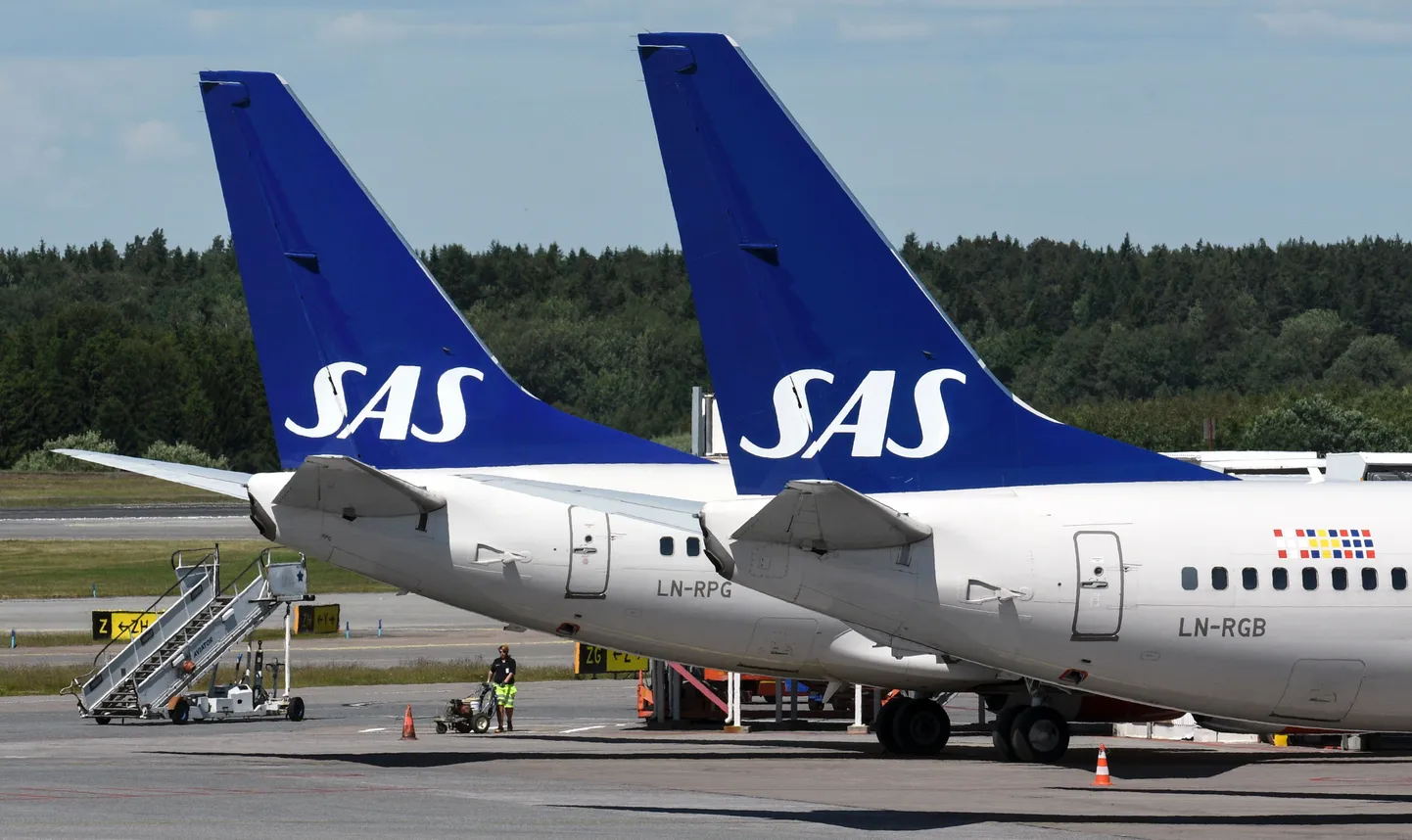 Droonid seiskasid Arlanda lennuväljal liikluse.