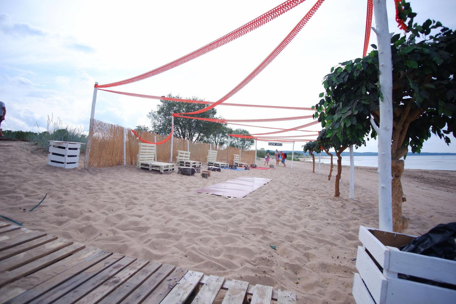 Kuum koht Kunda rannaliival: SuVe Plaaž Lounge.