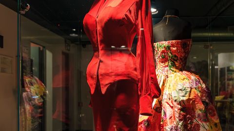 KLEITU NOSLĒPUMI ⟩ Desmit modes šedevri no slavenību skapja