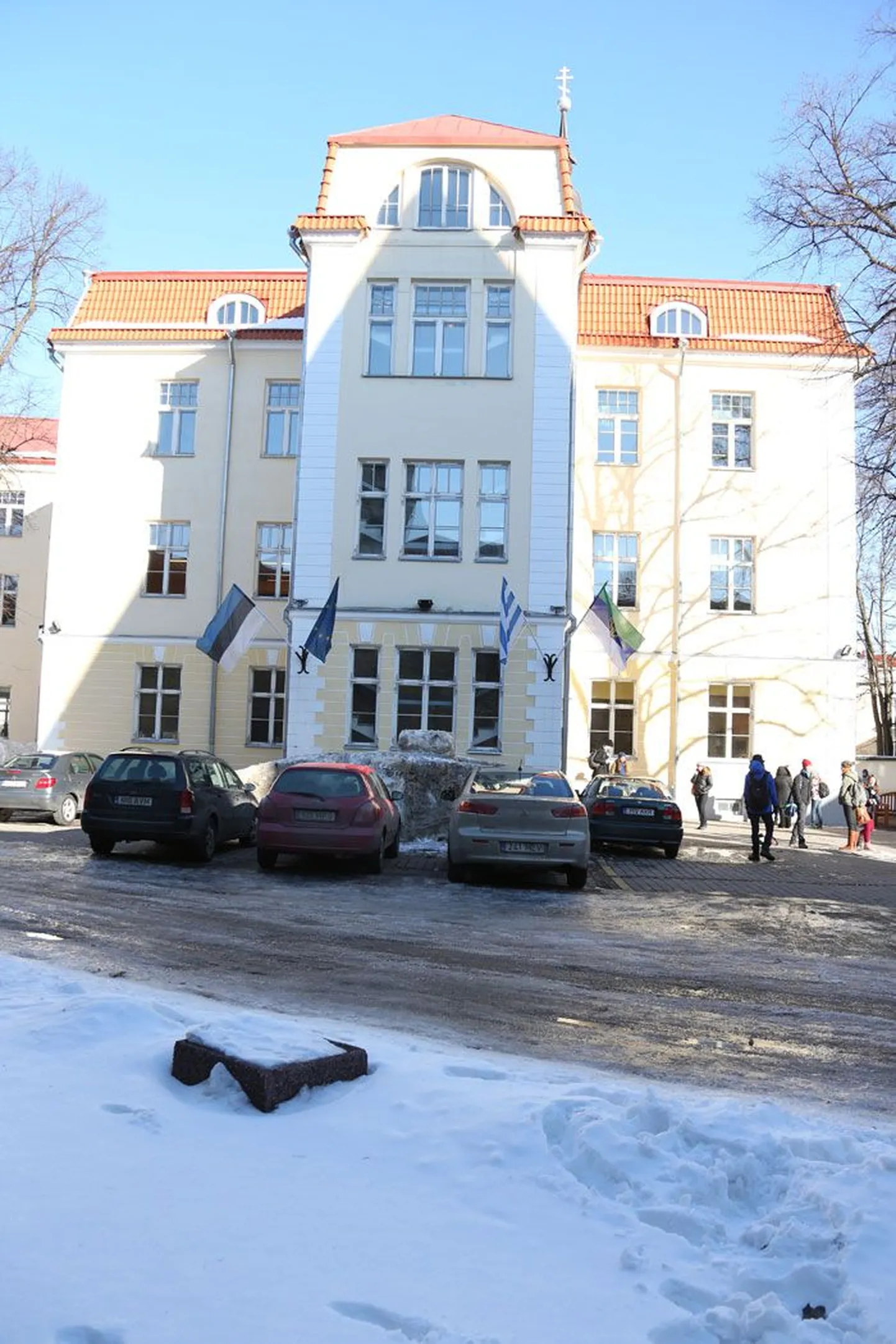 Viiel pealinna koolil (pildil Gustav Adolfi kool) on võimalik kaaluda, kas ja kuidas oma mainet edaspidi raha teenimiseks kasutada.