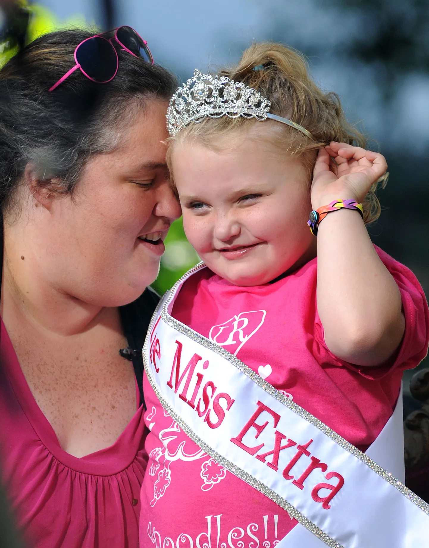 Alana Thompson ehk Honey Boo Boo ja Mama June. 2012.