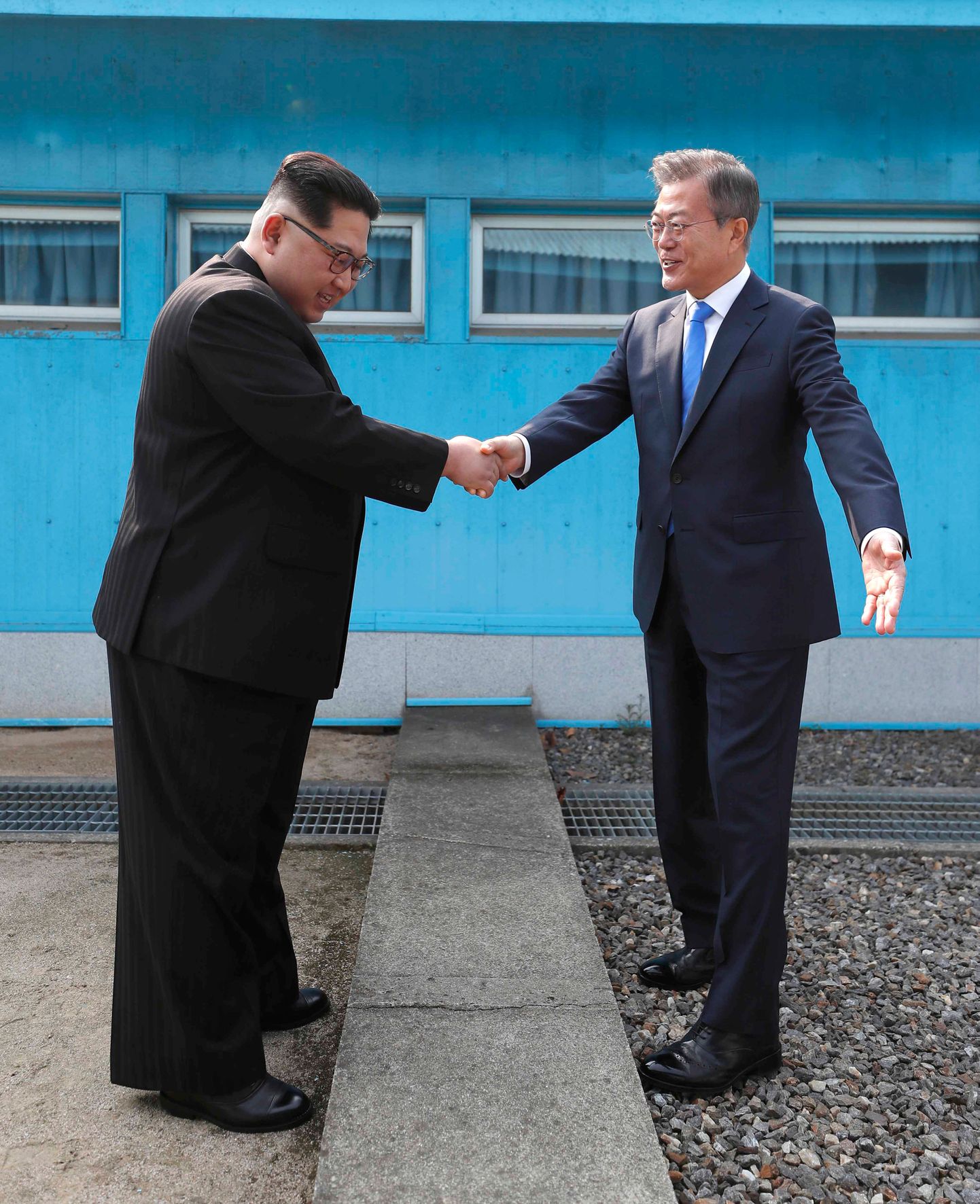 Kim Jong-uni ja Moon Jae-ini ajalooline kätlemine Panmunjomis
