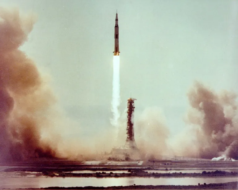 Saturn V rakett kandmas Kuule suunduvat Apollo 11 kosmoselendu 1969. aastal.