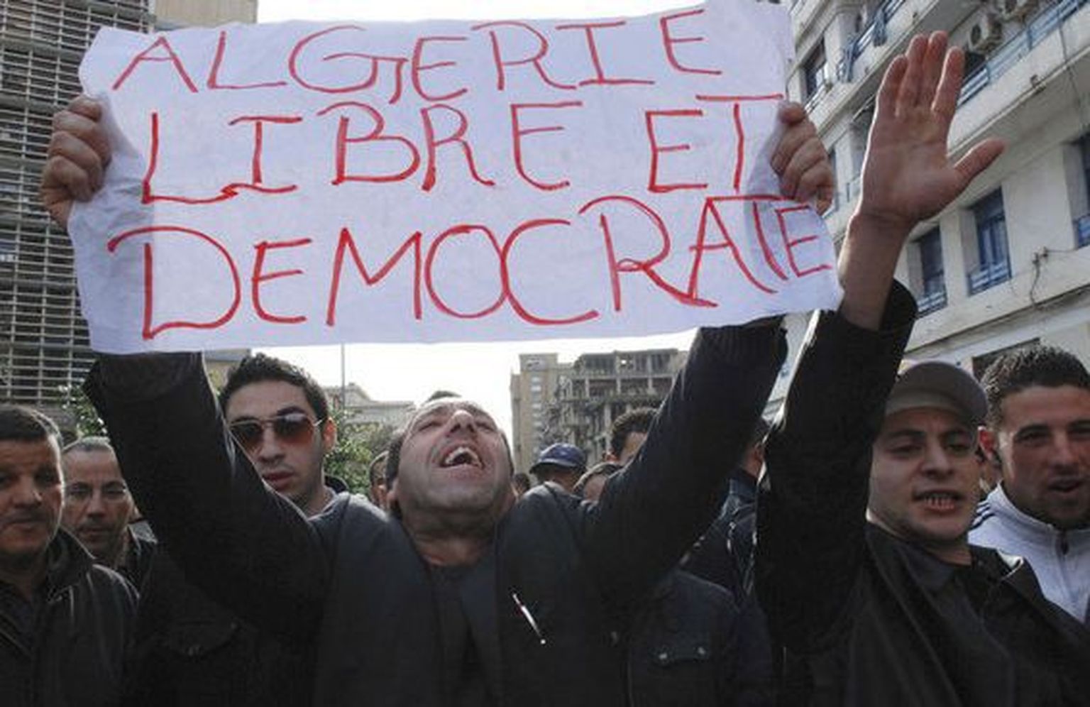 Alžeeria valitsusvastaste meeleavaldus