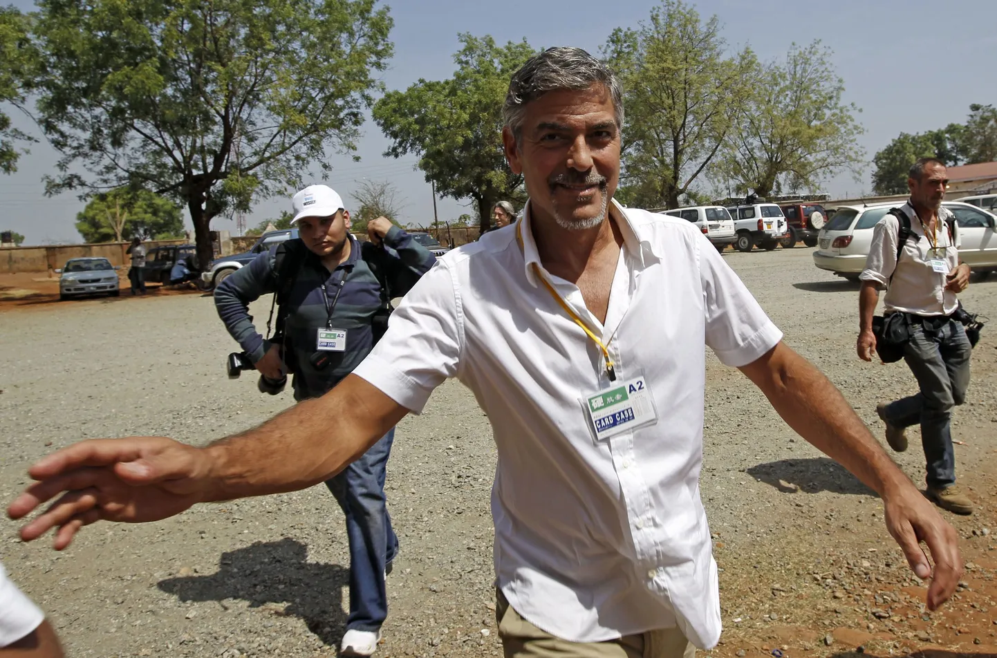 Джордж Клуни во время визита в Судан 9 января 2011 года.