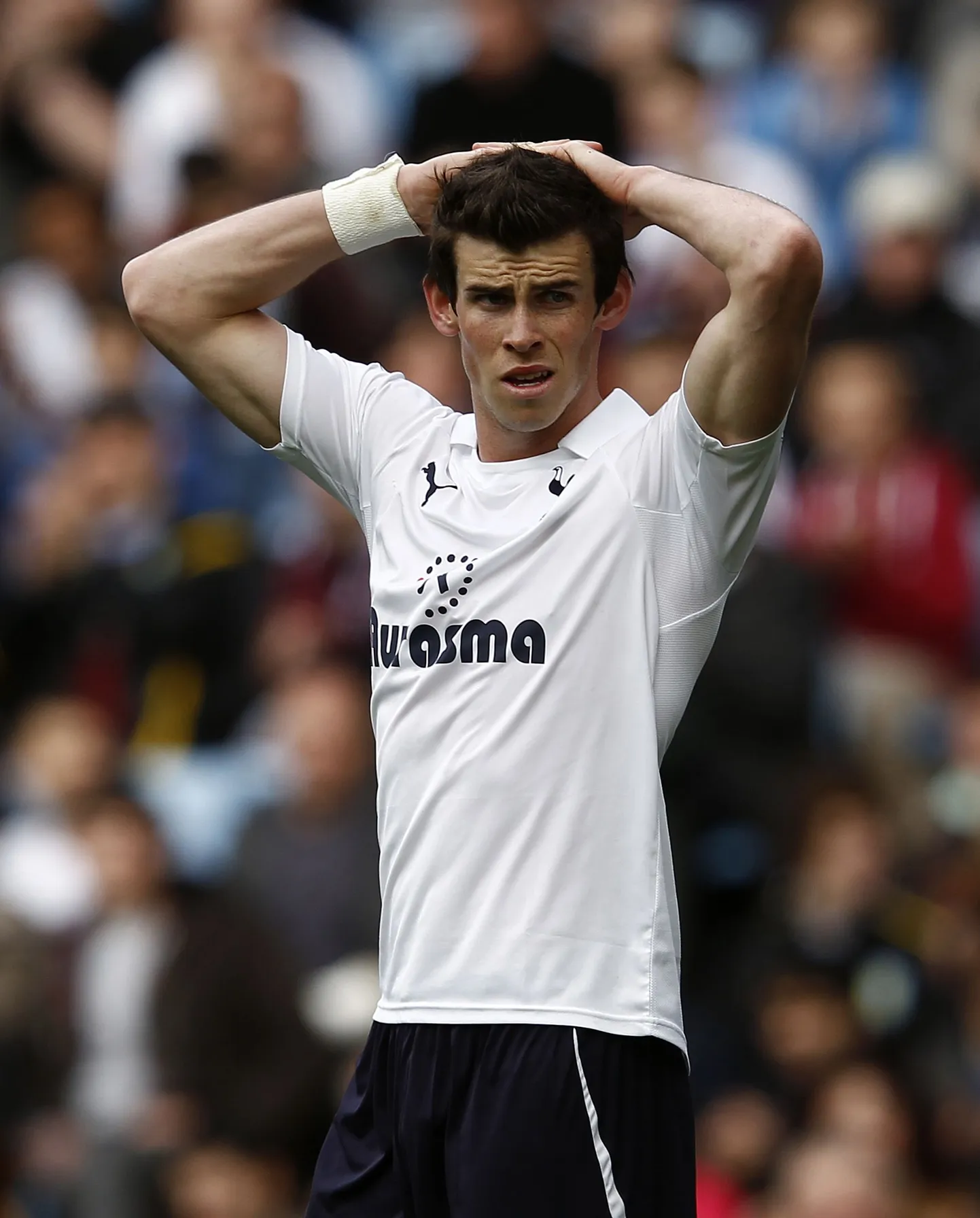 Tottenham Hotspuri poolkaitsja Gareth Bale võib suvel liituda Barcelonaga.