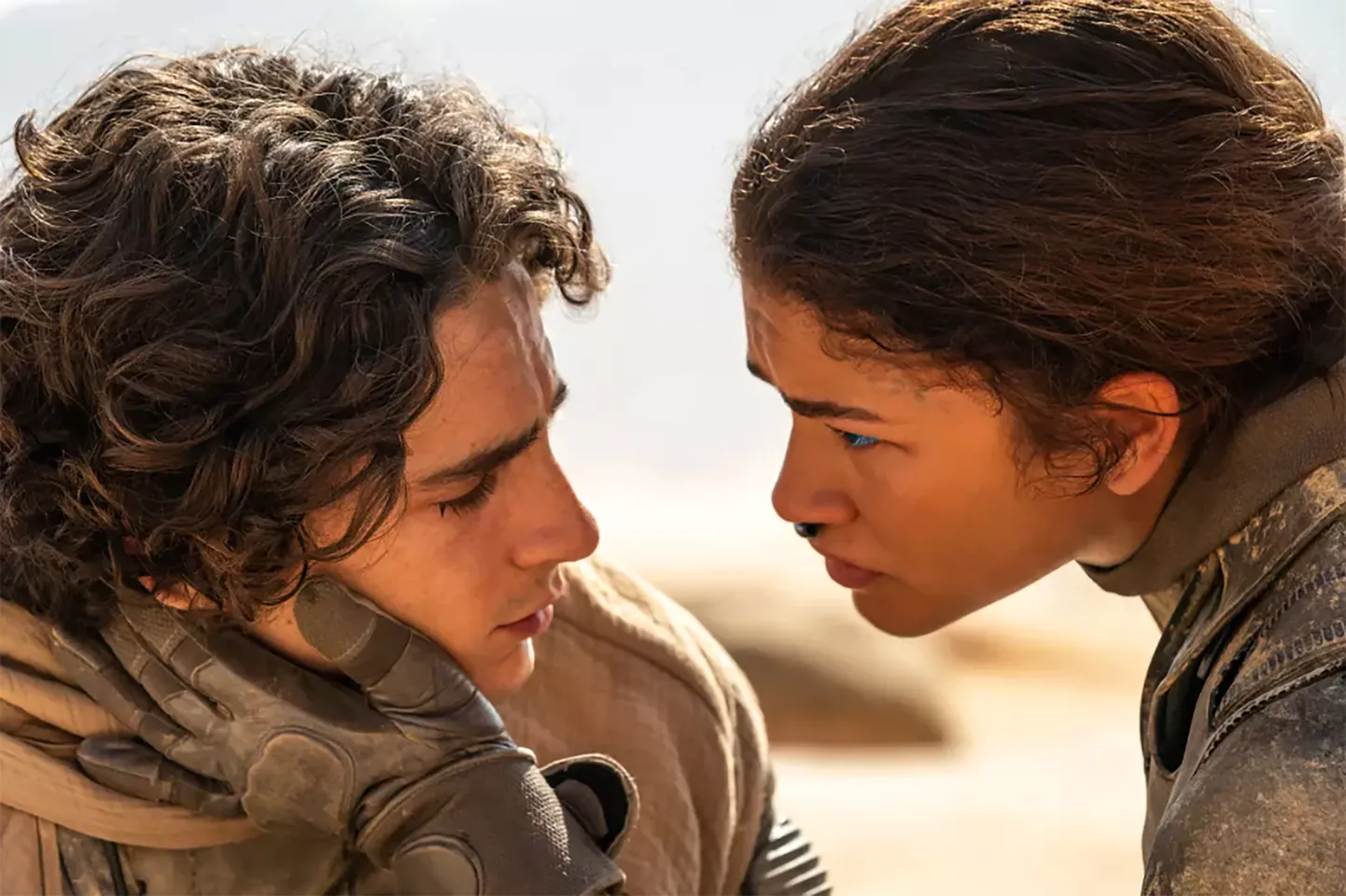 PEATEGELASED: Timothée Chalamet Paul Atreidesena ja Zendaya Chanina "Dune 2-s."