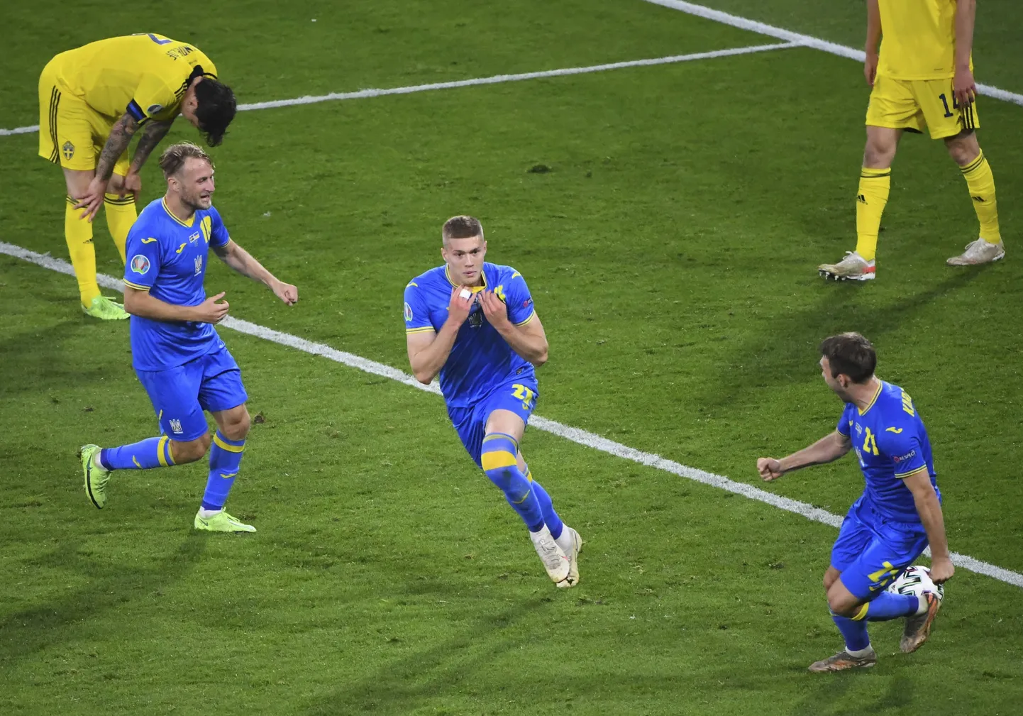 Artem Dovbõk vahetult pärast võiduvärava löömist.