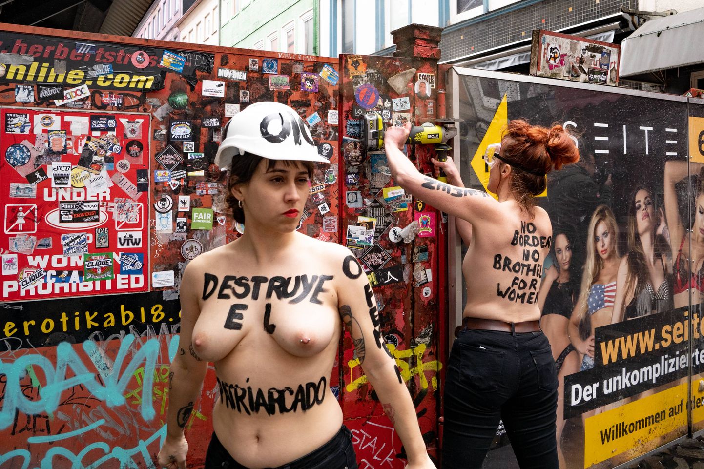 Naisaktivistid Saksamaal Hamburgis meelt avaldamas.