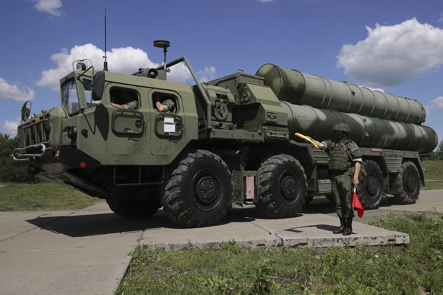 Vene õhutõrjerakettide süsteem S-400 Triumf.