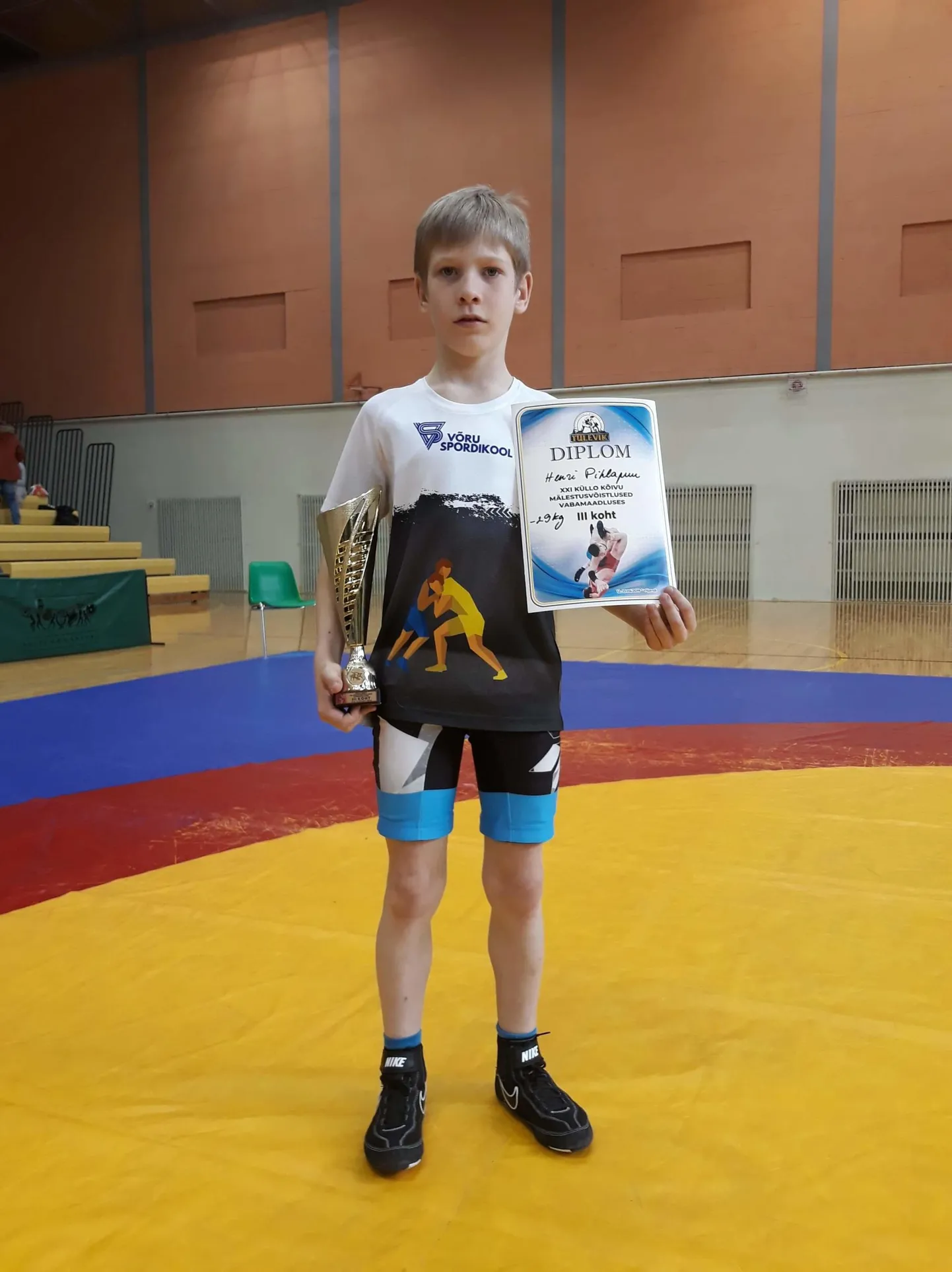 Henri Pihlapuu sai võistlustel Viljandis 3. koha.