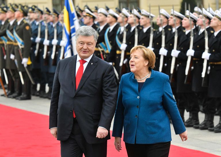 Ukraina president Petro Porošenko ja Saksamaa kantsler Angela Merkel kohtusid eelmisel nädalal Kiievis.