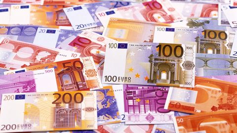 «Словно парализовало!»: рижанин рассказал, как забыл в Hesburger 10 тысяч евро
