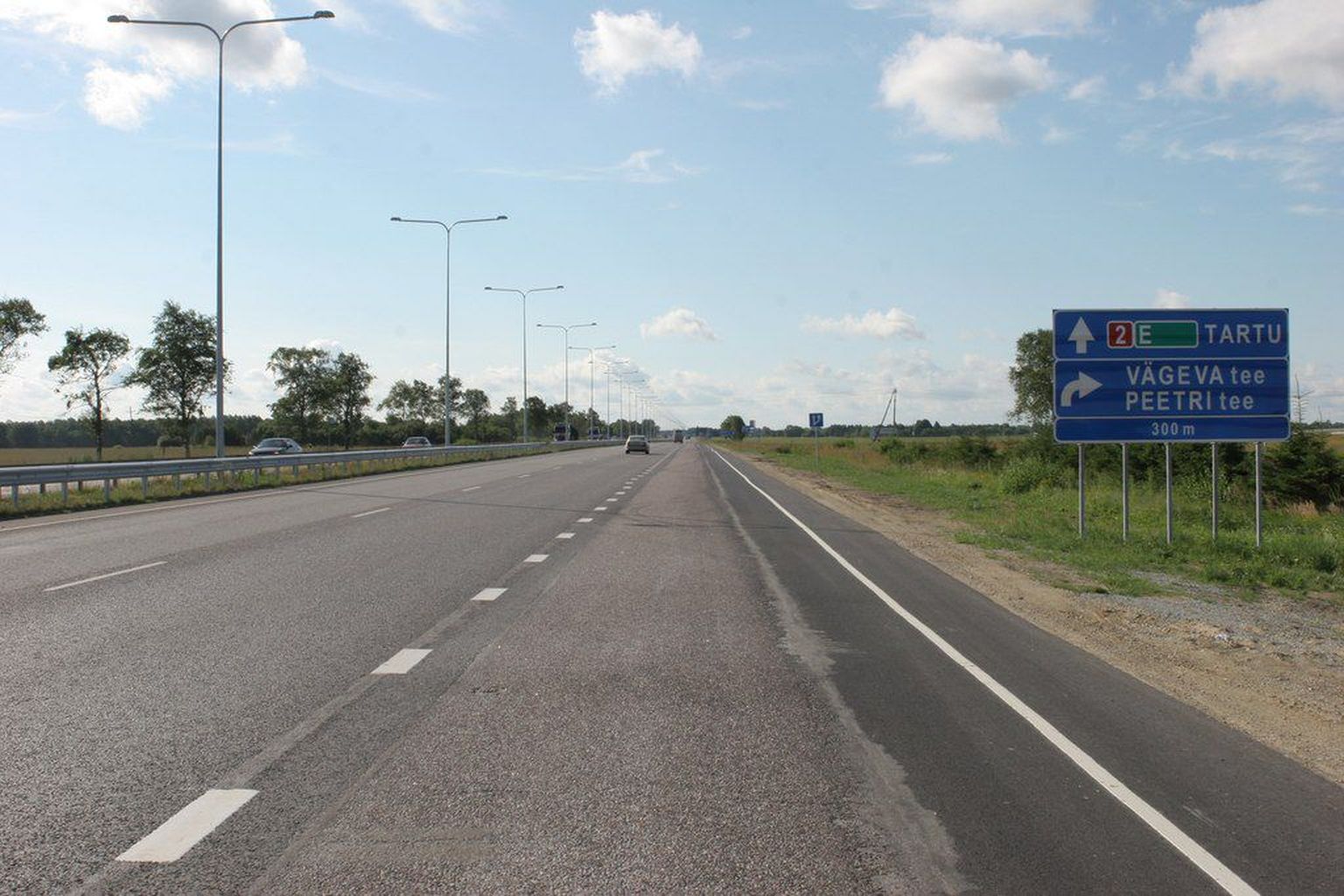 Tallinna-Tartu maantee neljarealine lõik.