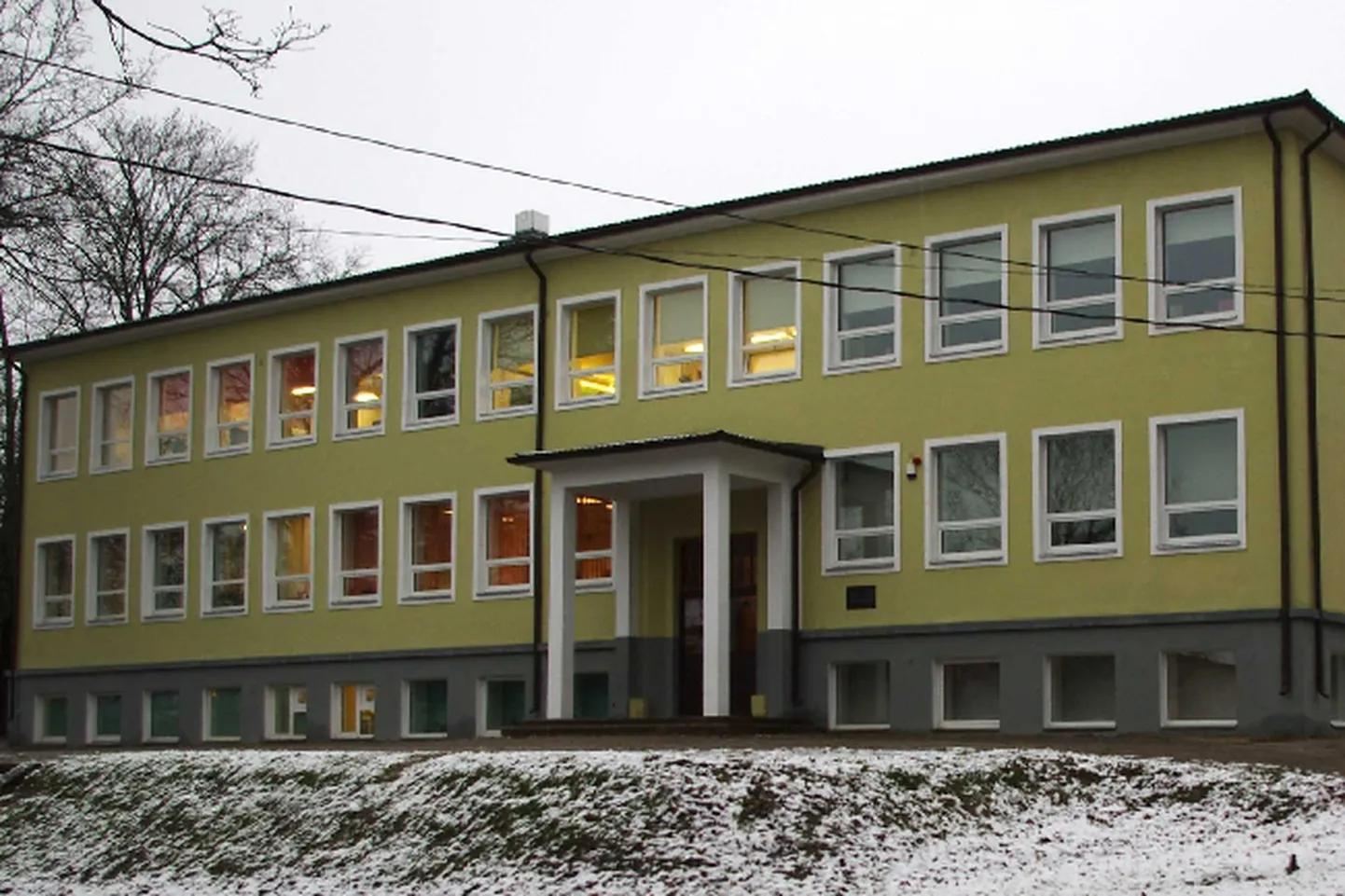 Järva-Jaani gümnaasium.