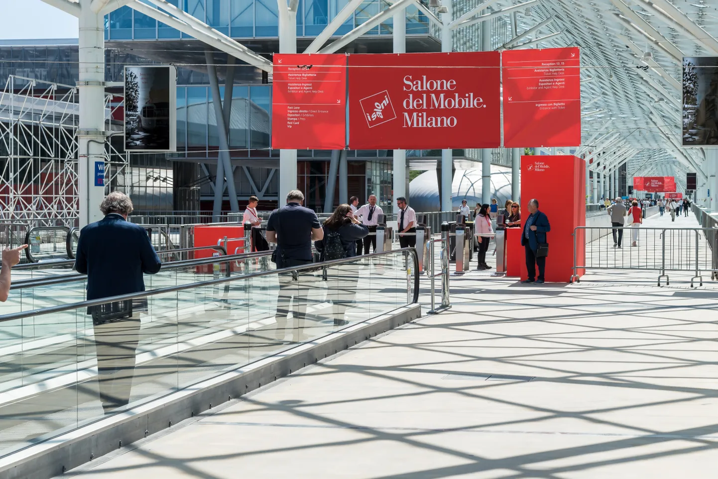 Миланская выставка дизайна Salone del Mobile.