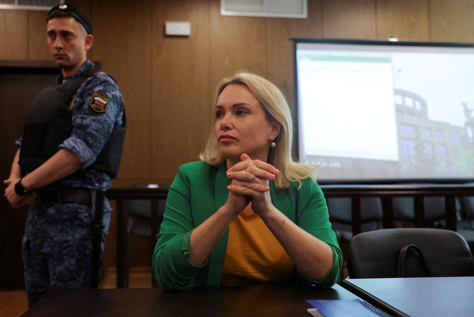 Krievijas televīzijas žurnāliste Marina Ovsjaņņikova.