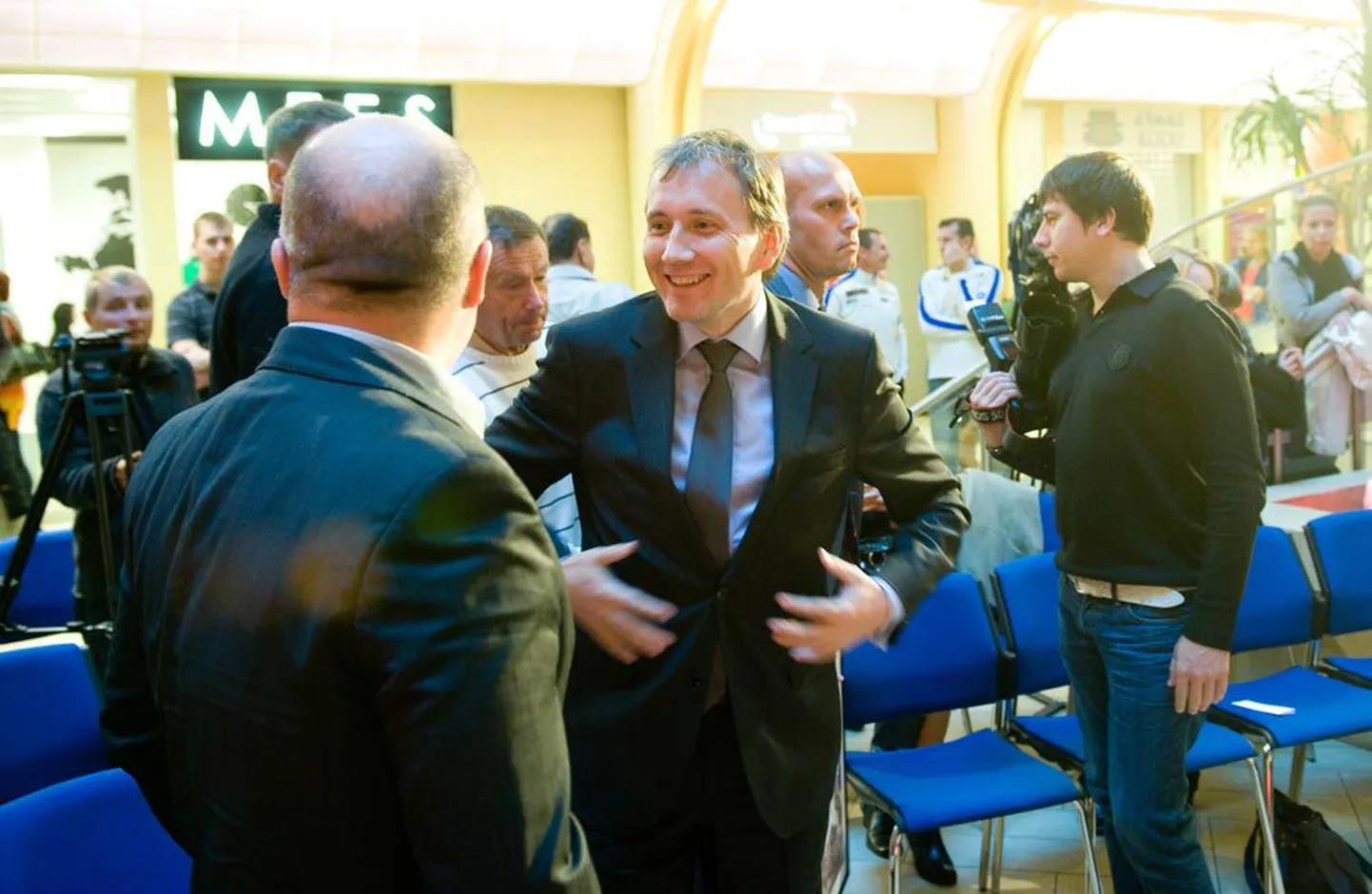 Suusaliidu president Sandor Liive oli eilsel pressikonverentsil lootusrikas ning uskus, et Eesti suusatamine liigub    siiski medalikursil.