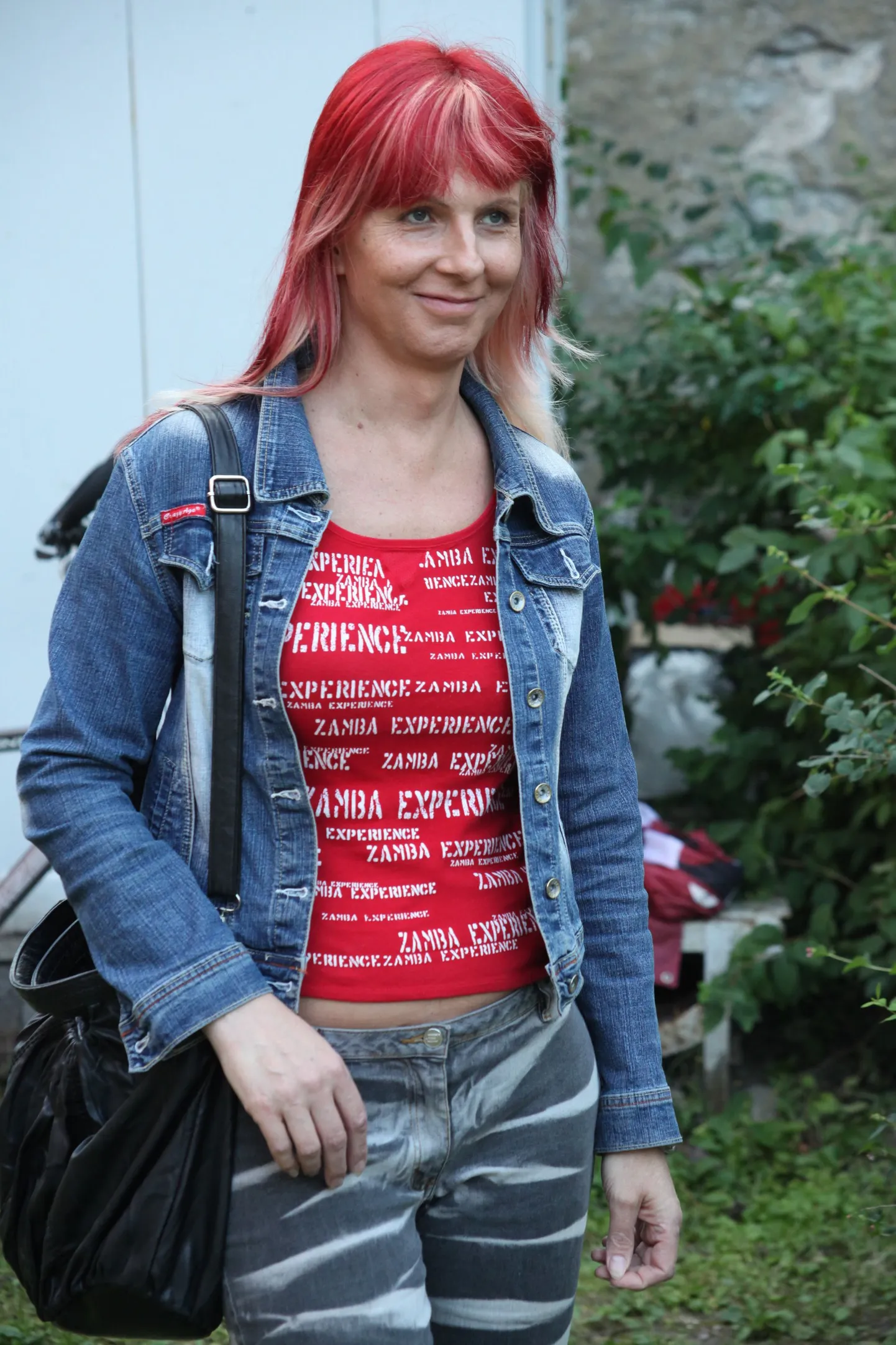 Kooli hoovi avamine. Angela Aak