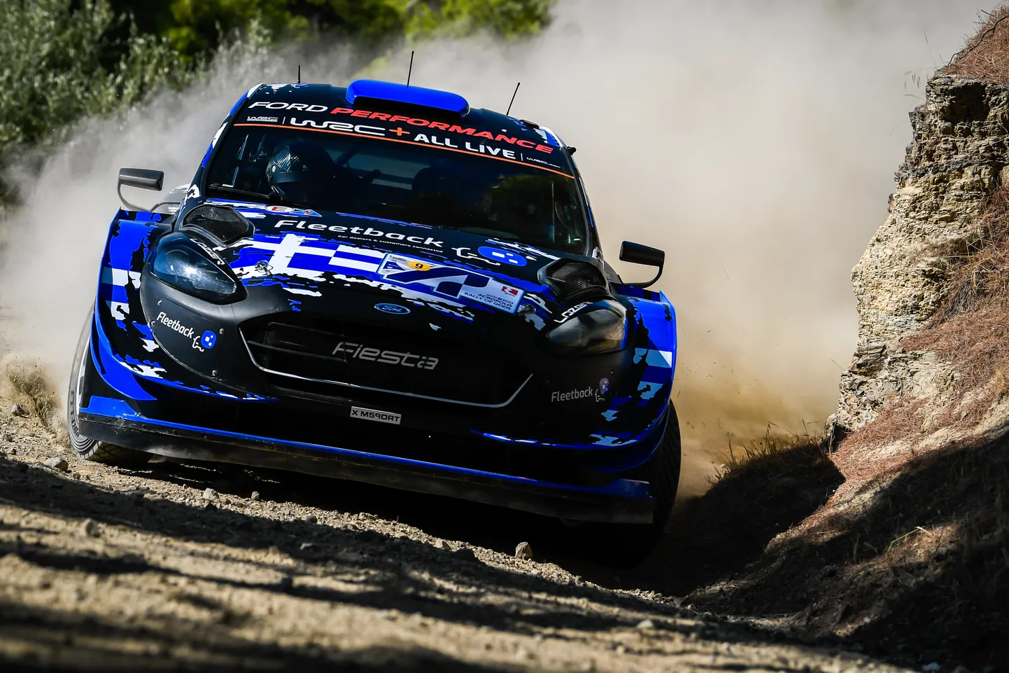 Kreeka rallimees Jourdan Serderidis tänavusel Kreeka MM-rallil M-Spordi Ford Fiesta WRC-auto roolis. Taolisi külalissõitjaid on alates 2017. aastast kasutusse võetud WRC-autode ajastul jäänud MM-sarjas järjest vähemaks. Suurbritannia tiim loodab, et 2022. aastast tuuled pöörduvad.