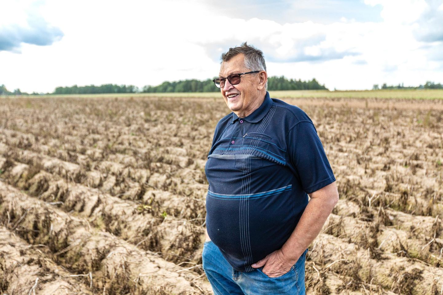 Põllumehed peavad praeguseid kartuli kokkuostuhindu naeruväärseks. 105 hektaril kartuleid kasvatav Jaagumäe talu peremees Mart Timmi kahtleb samuti, kas kümnest sendist väiksema kilohinnaga toodang suudetakse üldse ära müüa ja sellel tööl ka mingi majanduslik mõte on.