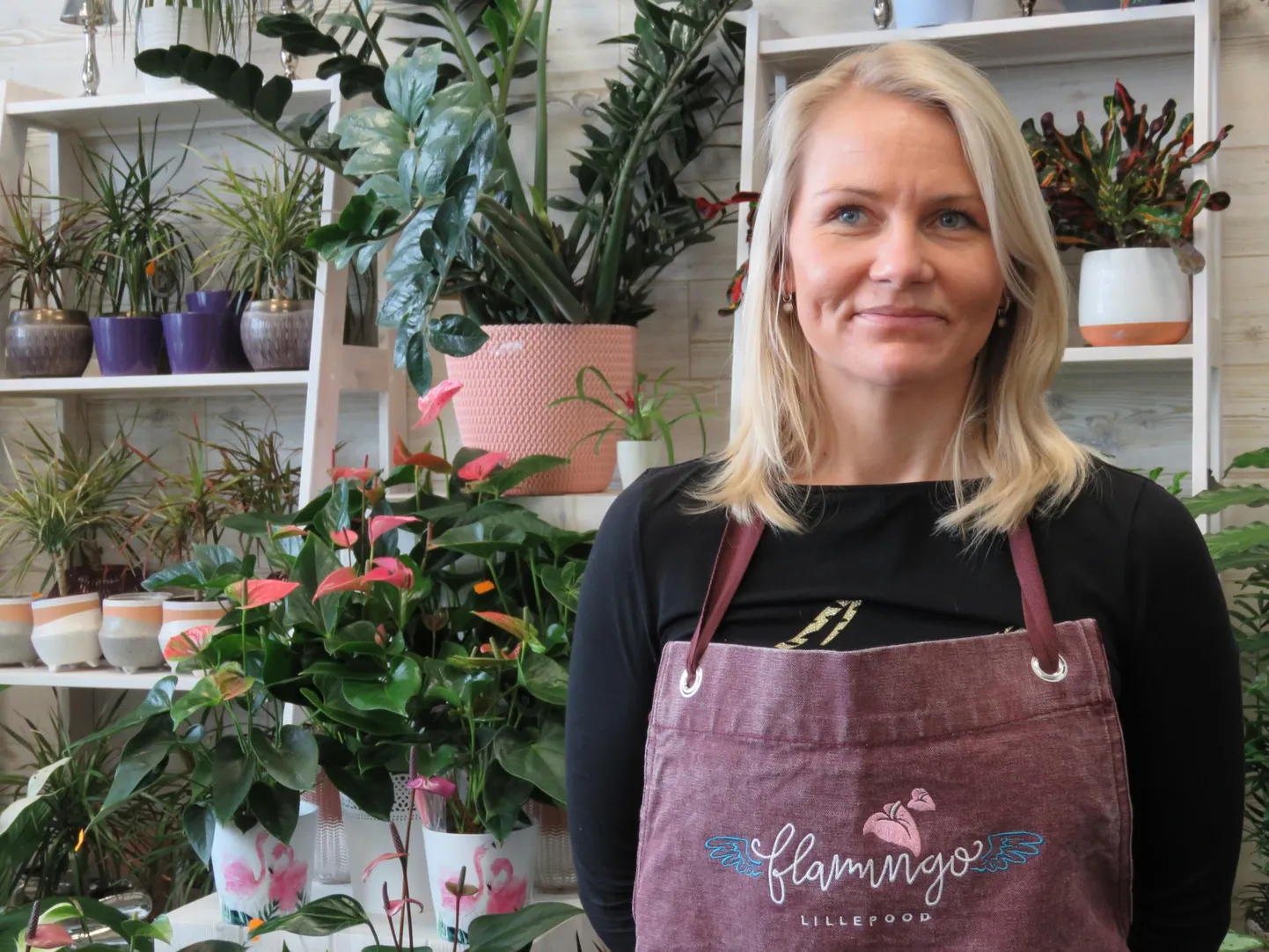 Põlvas tegutseva Flamingo lillepoe omanik-juhataja Liisi Kurusk ütleb, et naistepäev on lillemüüjatele üks kiiremaid aegu.