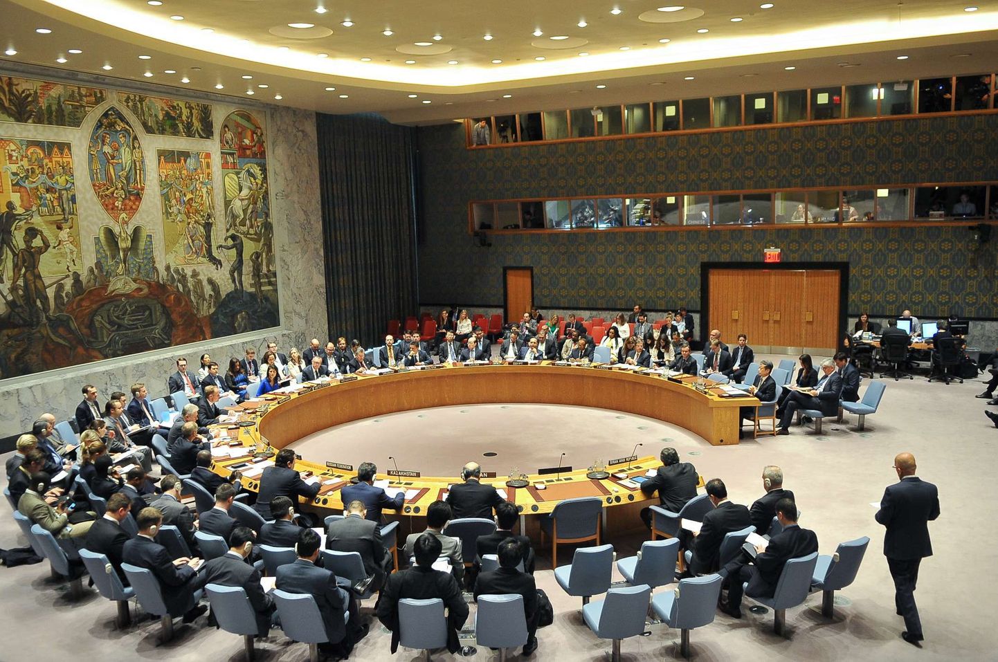 Suurbritannia, Prantsusmaa ja USA esitasid teisipäeval ÜRO Julgeolekunõukogule uue resolutsioonikava, milles nõutakse keemiarünnaku uurimist Süürias.