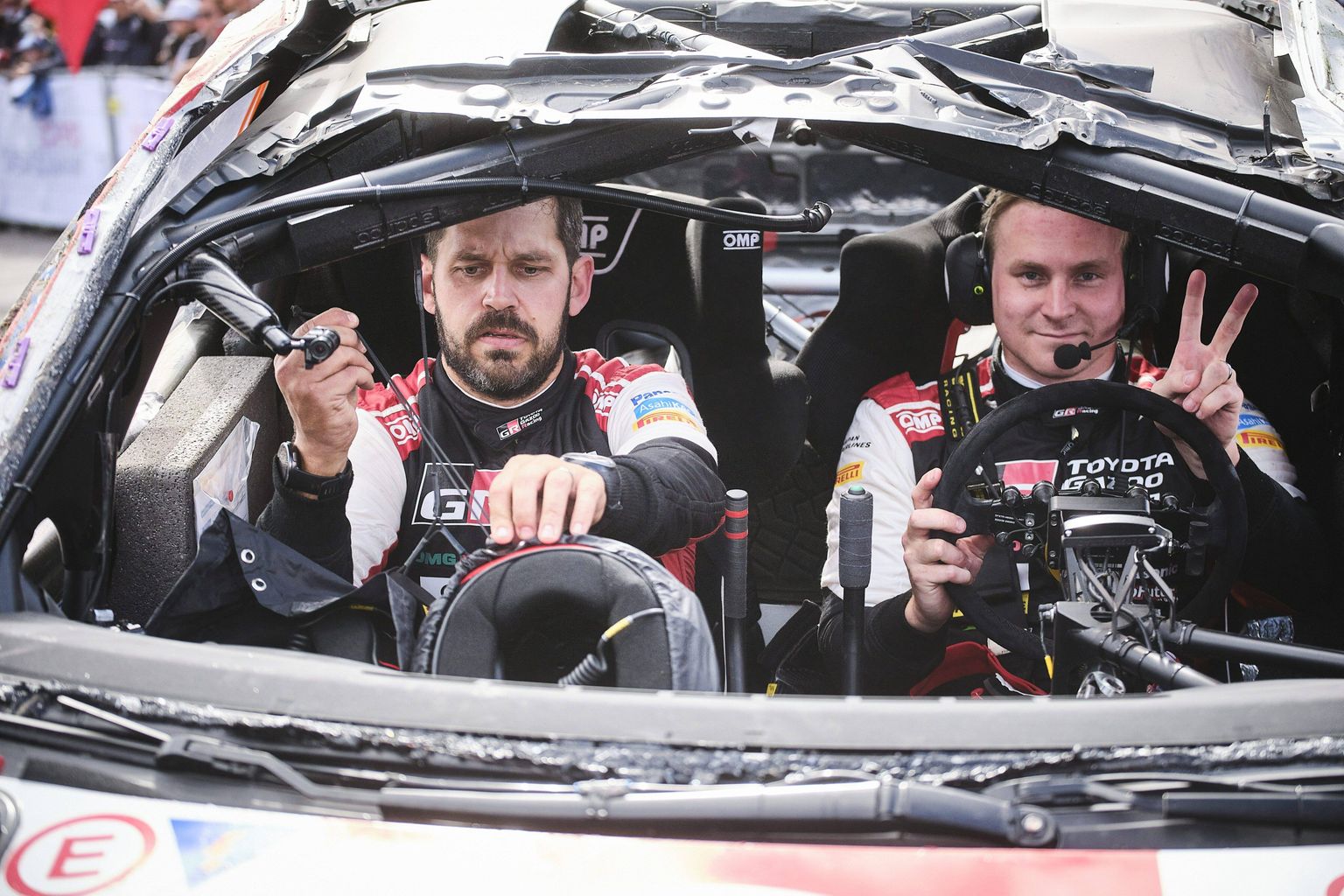Esapekka Lappi (paremal) koos kaardilugeja Janne Fermiga Toyotas. Ilmselt taltsutab duo uuel hooajal Hyundaid.