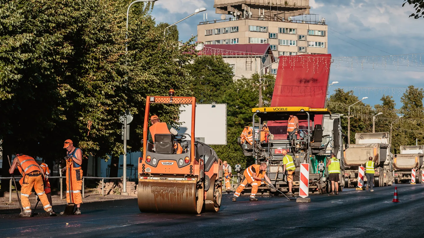 Большой дорожный ремонт в Нарве.