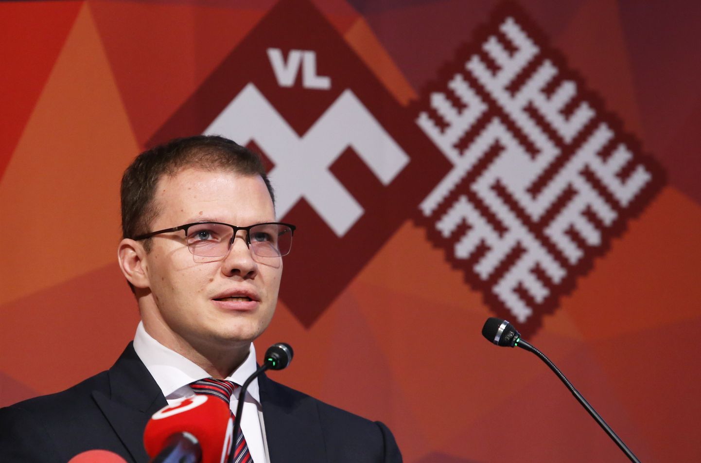 Nacionālās apvienības "Visu Latvijai!"-"Tēvzemei un Brīvībai/LNNK" Saeimas frakcijas priekšsēdētājs Raivis Dzintars piedalās NA kongresā